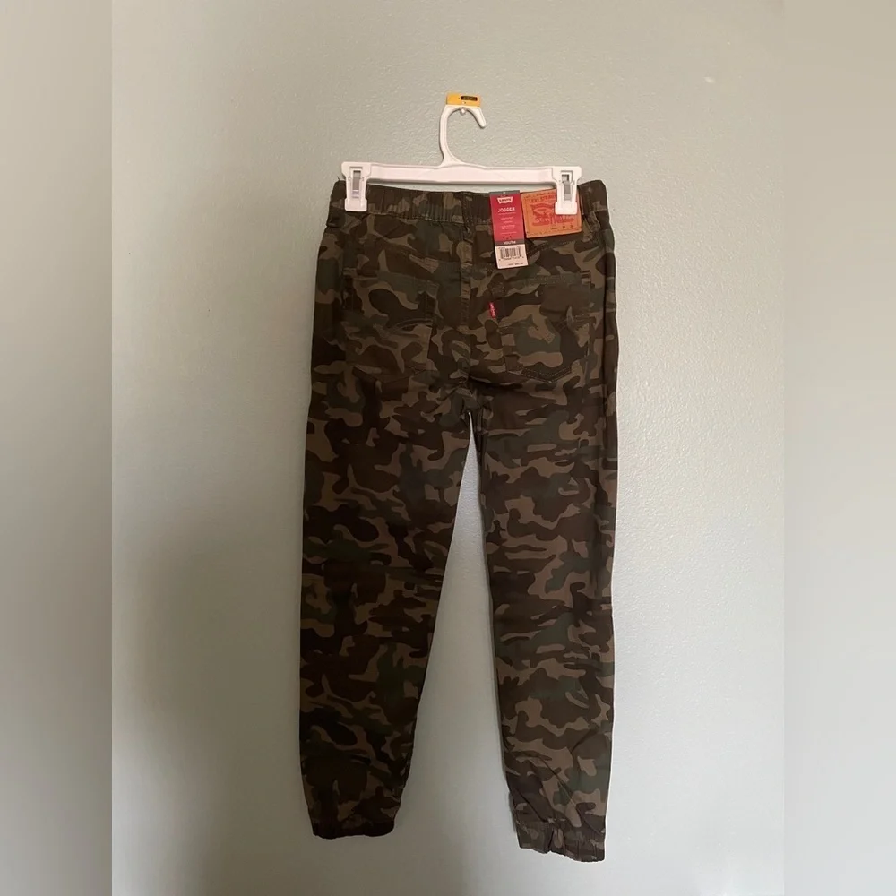 Levis joggers boys